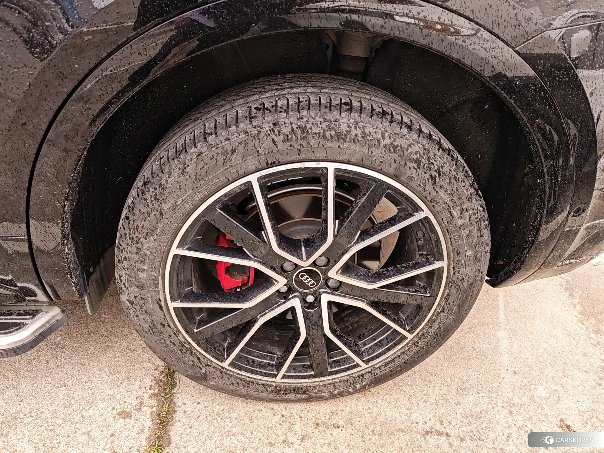 Audi Q5L id 4512469 из Китая 18