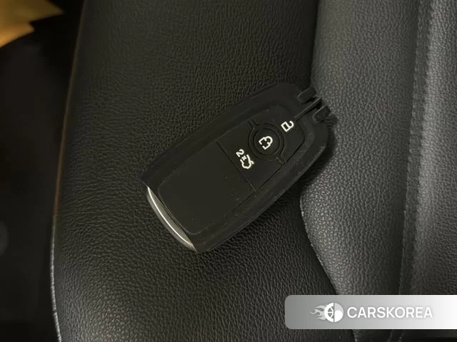 Ford Mondeo id 4212941 из Китая 17