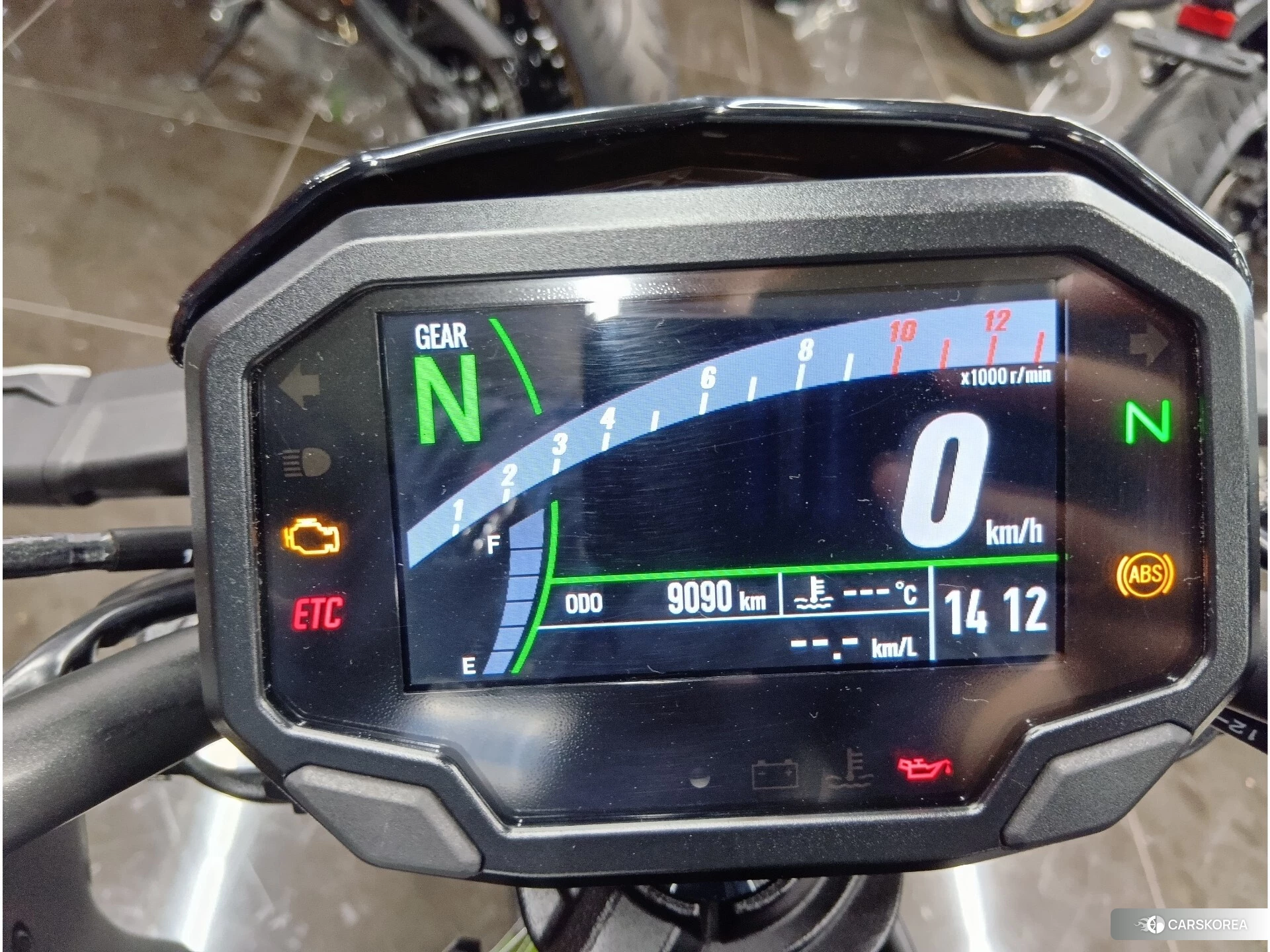 Kawasaki Z650 ABS id 4348013 из Японии 10