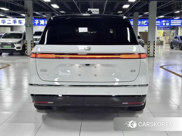 Weilai ES8 id 4198833 из Китая 7