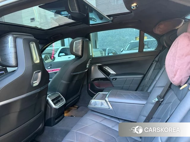 BMW 7 Series (G70) id 4744666 из Кореи 9