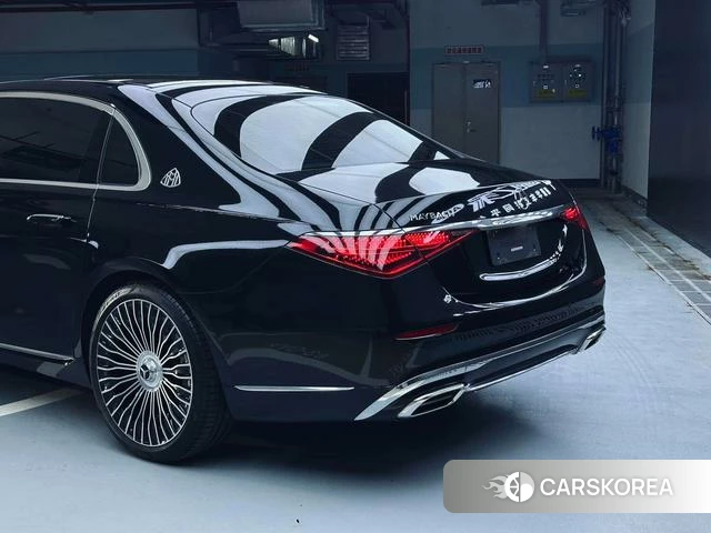 Mercedes-Benz Maybach S-class id 4300873 из Китая 19