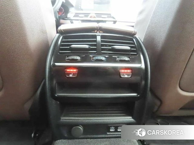 BMW 5 Series (G30) id 3924502 из Кореи 17