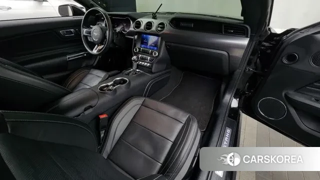 Ford Mustang id 3665839 из Кореи 17