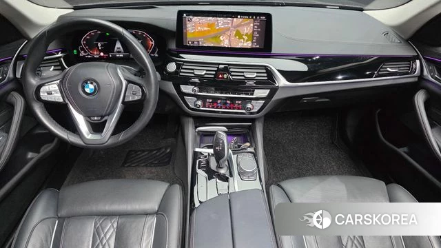 BMW 5 Series (G30) id 4283777 из Кореи 30