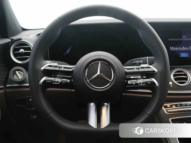 Mercedes-Benz E-class PHEV id 4260214 из Китая 13