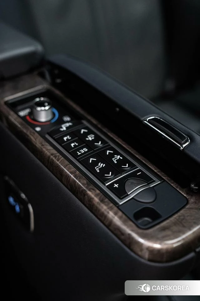 Toyota Elfa id 4335987 из Китая 16
