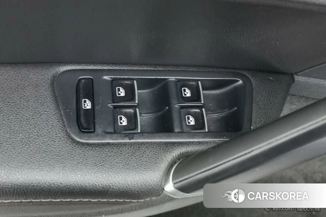 Volkswagen Golf id 4210292 из Китая 21