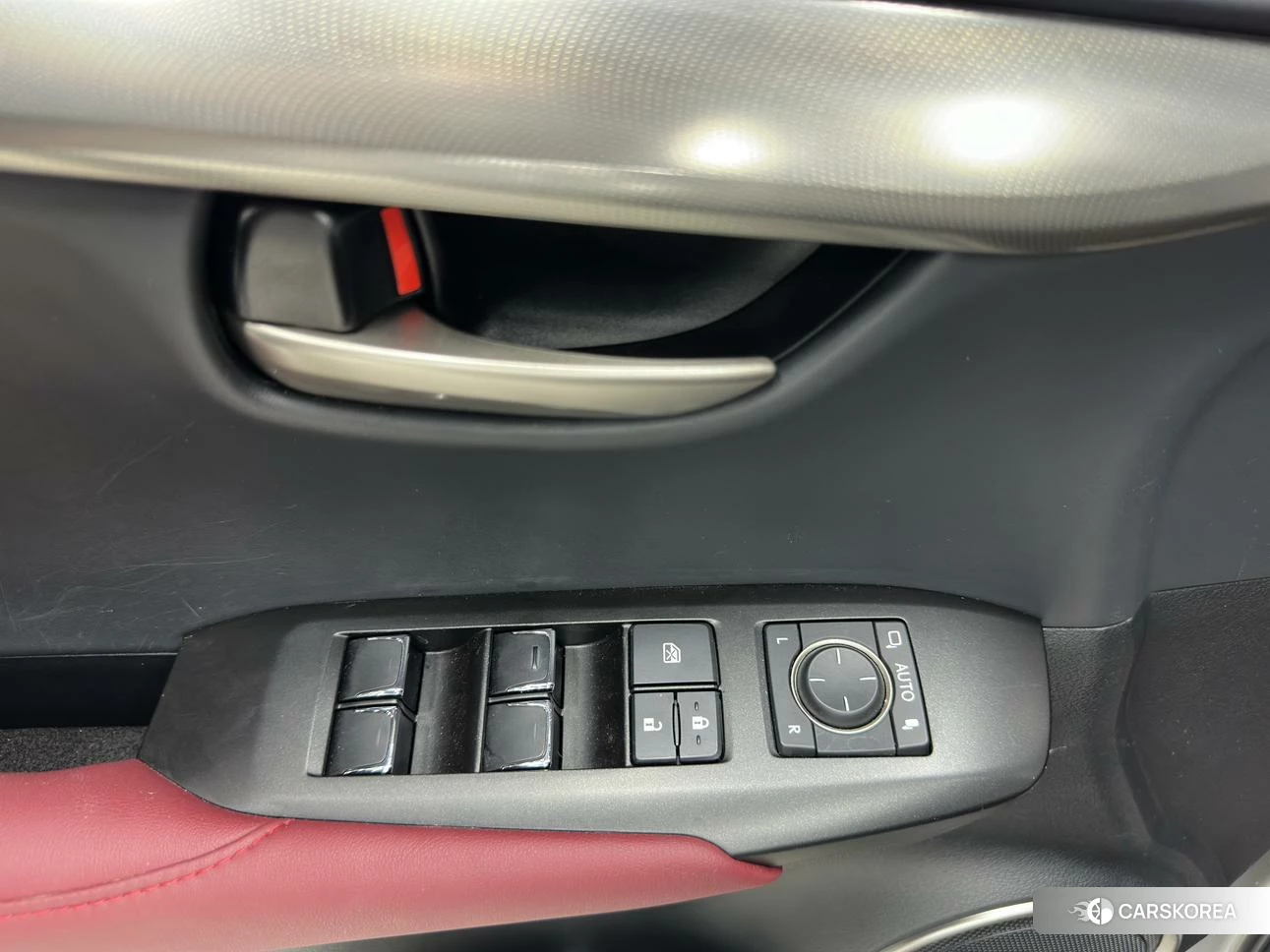 Lexus NX id 4426556 из Китая 23