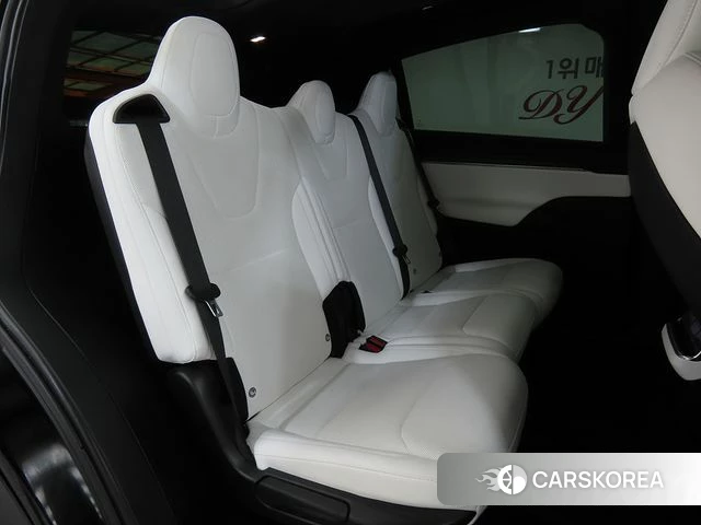 Tesla Model X id 4443137 из Кореи 17