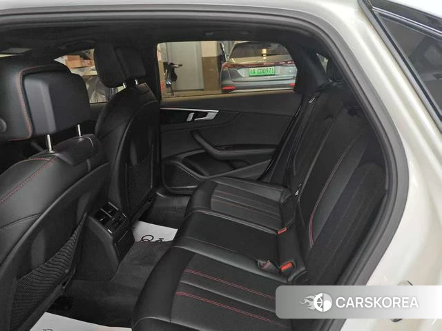 Audi A4L id 4313768 из Китая 19