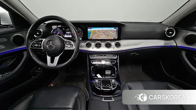 Mercedes-Benz E-Class W213 id 3656489 из Кореи 17