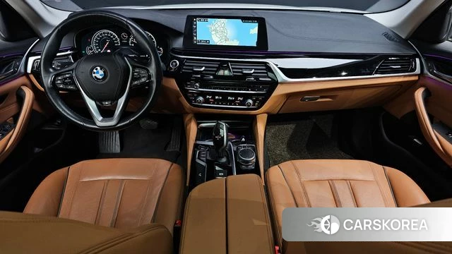 BMW 5 Series (G30) id 3801601 из Кореи 17