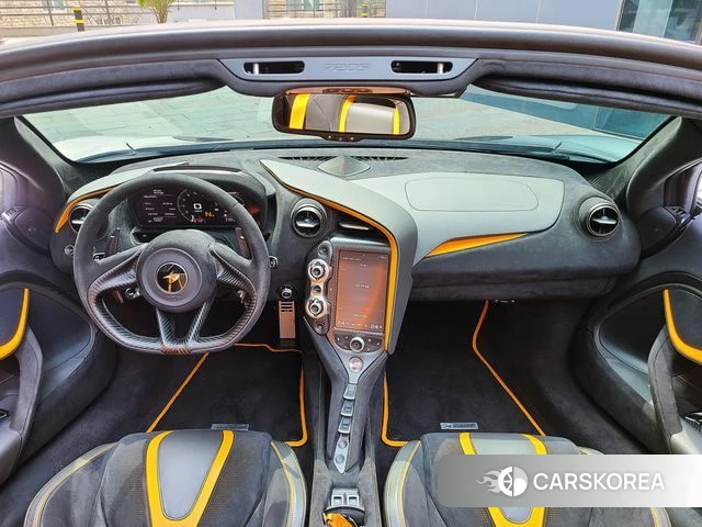 McLaren 720S id 3851795 из Кореи 17