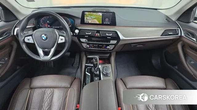 BMW 5 Series (G30) id 3598513 из Кореи 17