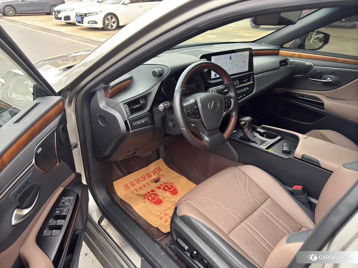 Lexus ES id 4570387 из Китая 7