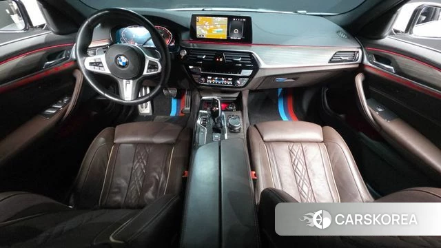 BMW 5 Series (G30) id 4339063 из Кореи 30