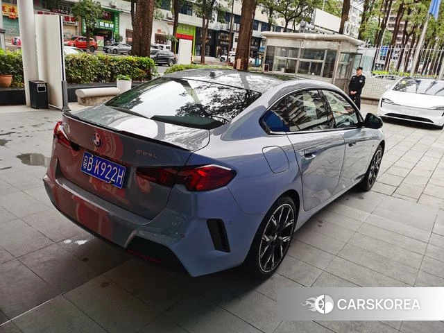 BMW 2 series id 4297443 из Китая 9