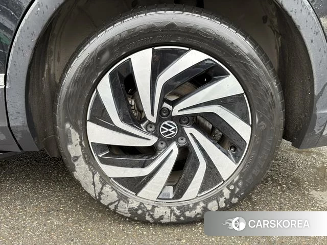 Volkswagen Tiguan L id 4299872 из Китая 13