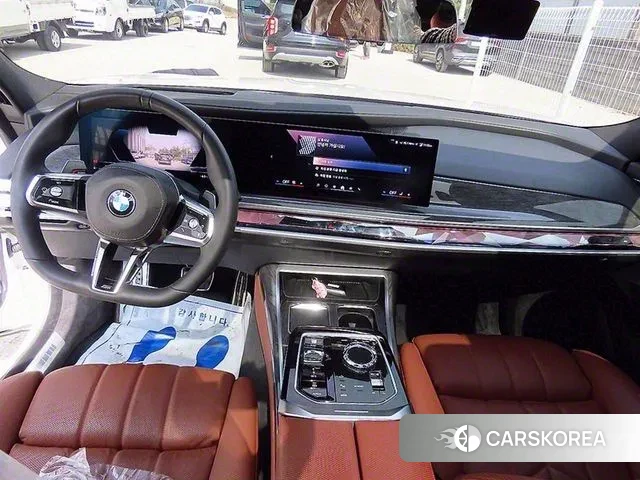 BMW 7 Series (G70) id 2513273 из Кореи 17