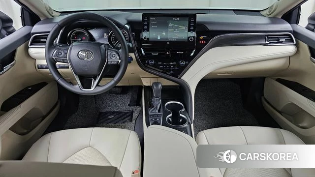 Toyota Camry (XV70) id 4185986 из Кореи 27