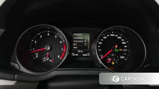 Volkswagen The New Passat id 4638083 из Кореи 29