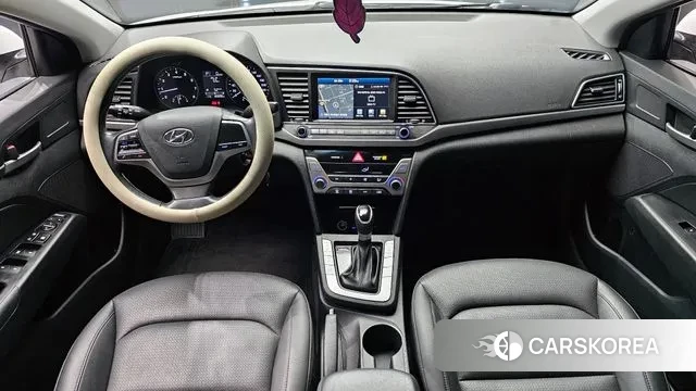 Hyundai Avante AD id 3718842 из Кореи 17