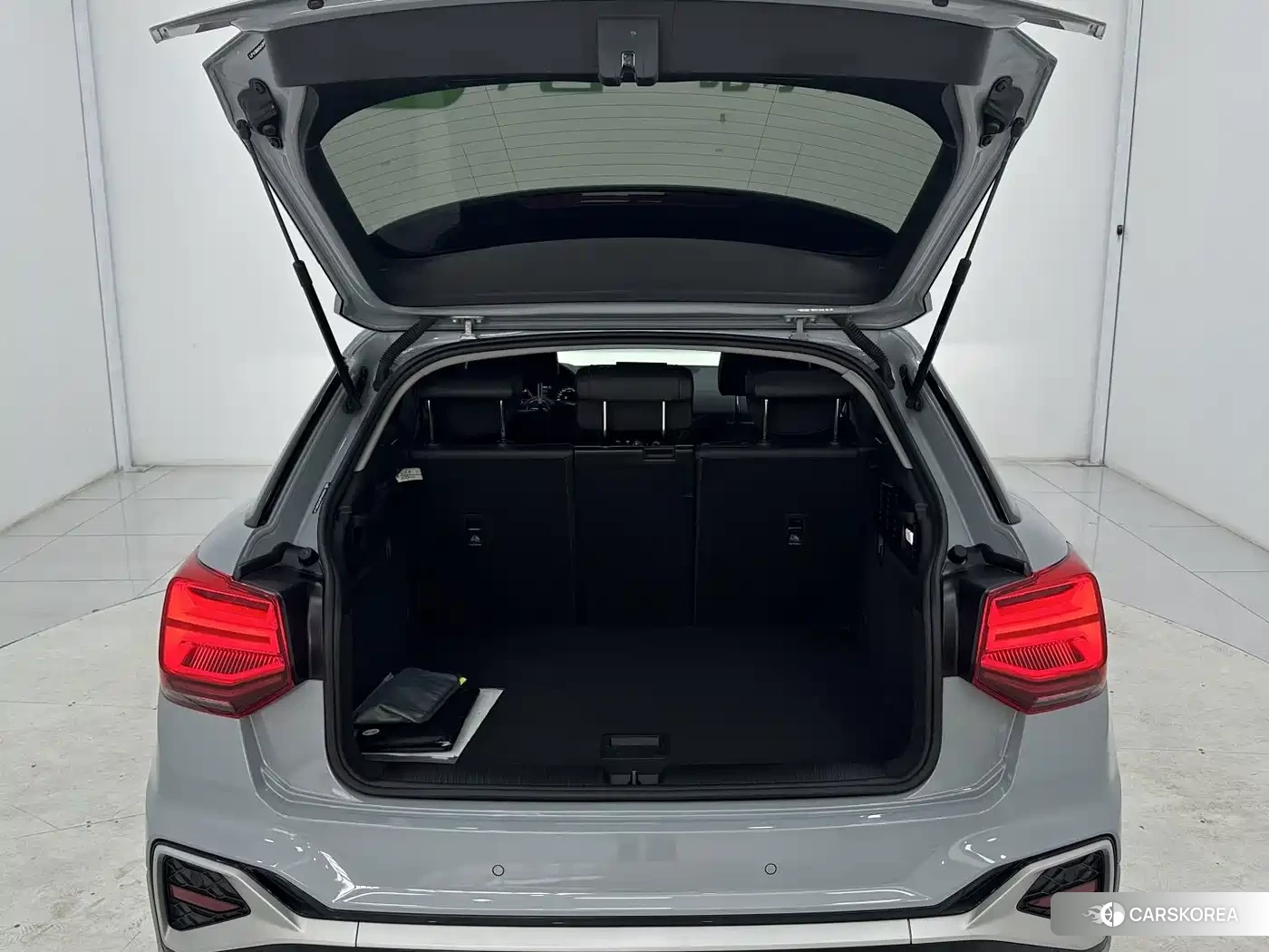 Audi Q2L id 4654959 из Китая 14