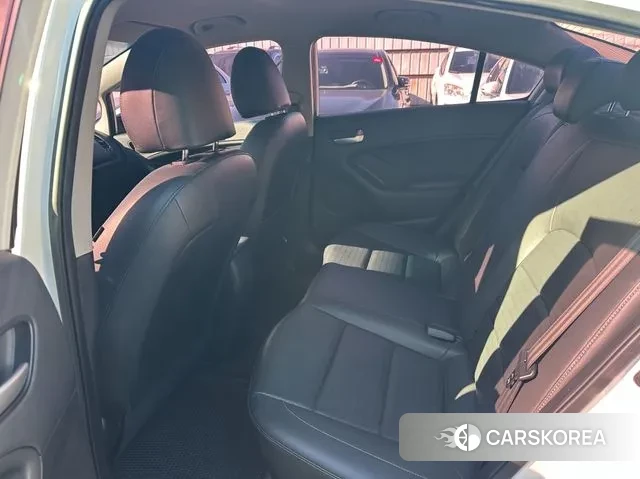 Kia The New K3 id 3505583 из Кореи 10