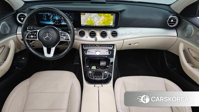 Mercedes-Benz E-Class W213 id 4581745 из Кореи 32