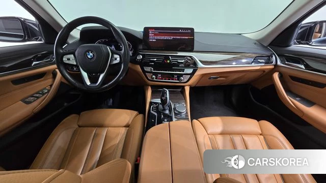 BMW 5 Series (G30) id 4759299 из Кореи 29