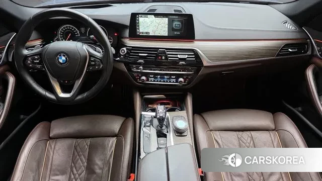 BMW 5 Series (G30) id 3066152 из Кореи 17