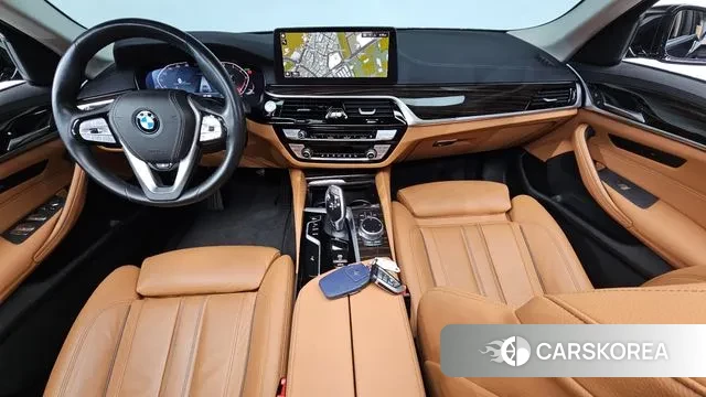 BMW 5 Series (G30) id 3350120 из Кореи 17