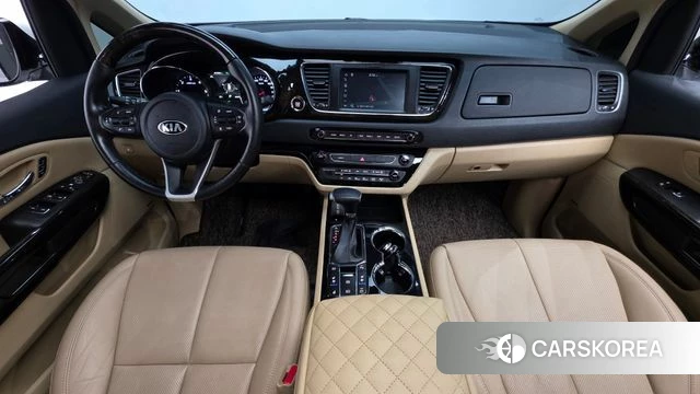 Kia The New Carnival id 4530675 из Кореи 17
