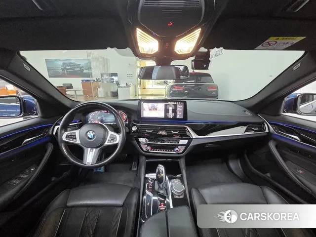 BMW 5 Series (G30) id 3778068 из Кореи 17