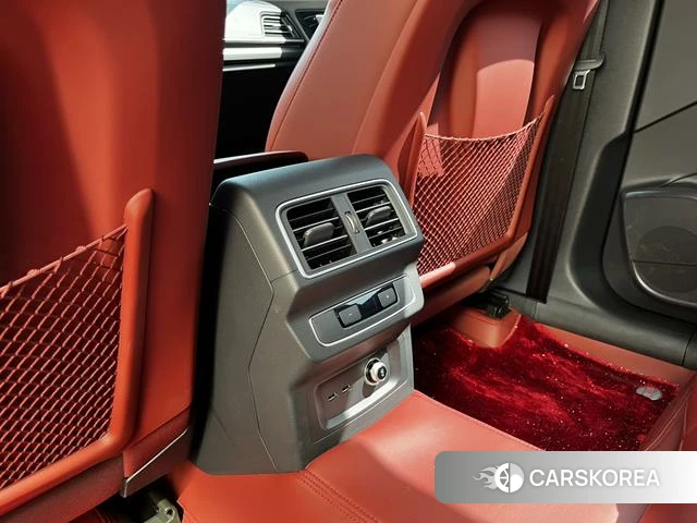 Audi Q5L id 4265058 из Китая 19