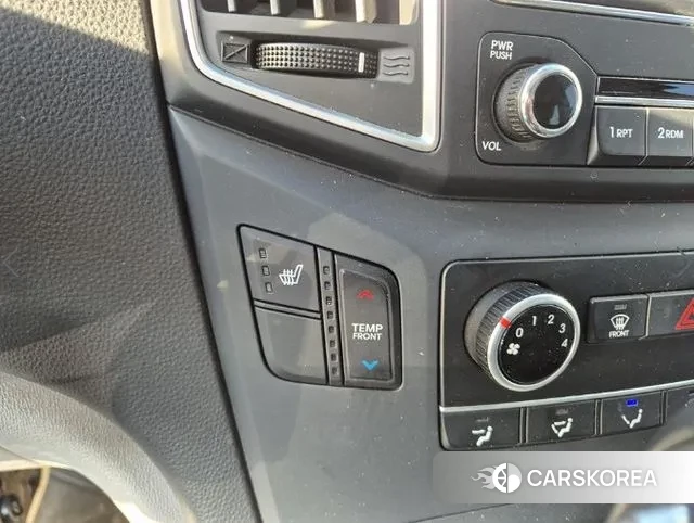 Hyundai The New Grand Starex id 3677067 из Кореи 10