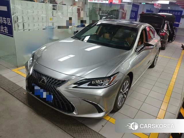 Lexus ES id 4307400 из Китая 8