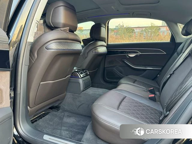 Audi A8 id 4240918 из Китая 9
