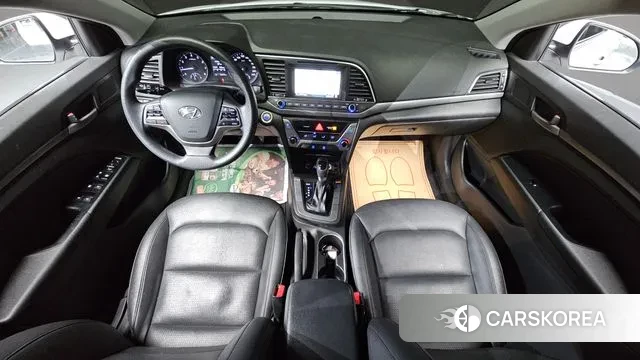 Hyundai Avante AD id 3773323 из Кореи 17