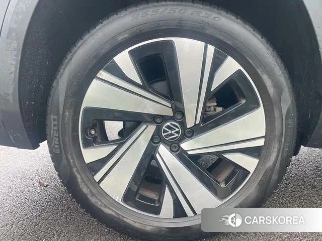 Volkswagen Tourang id 4321348 из Китая 10