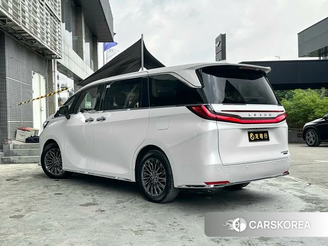 Lexus LM id 4274004 из Китая 7