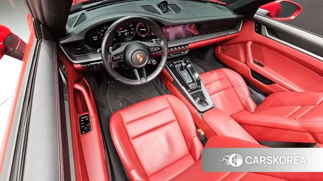 Porsche 911(992) id 3054137 из Кореи 17