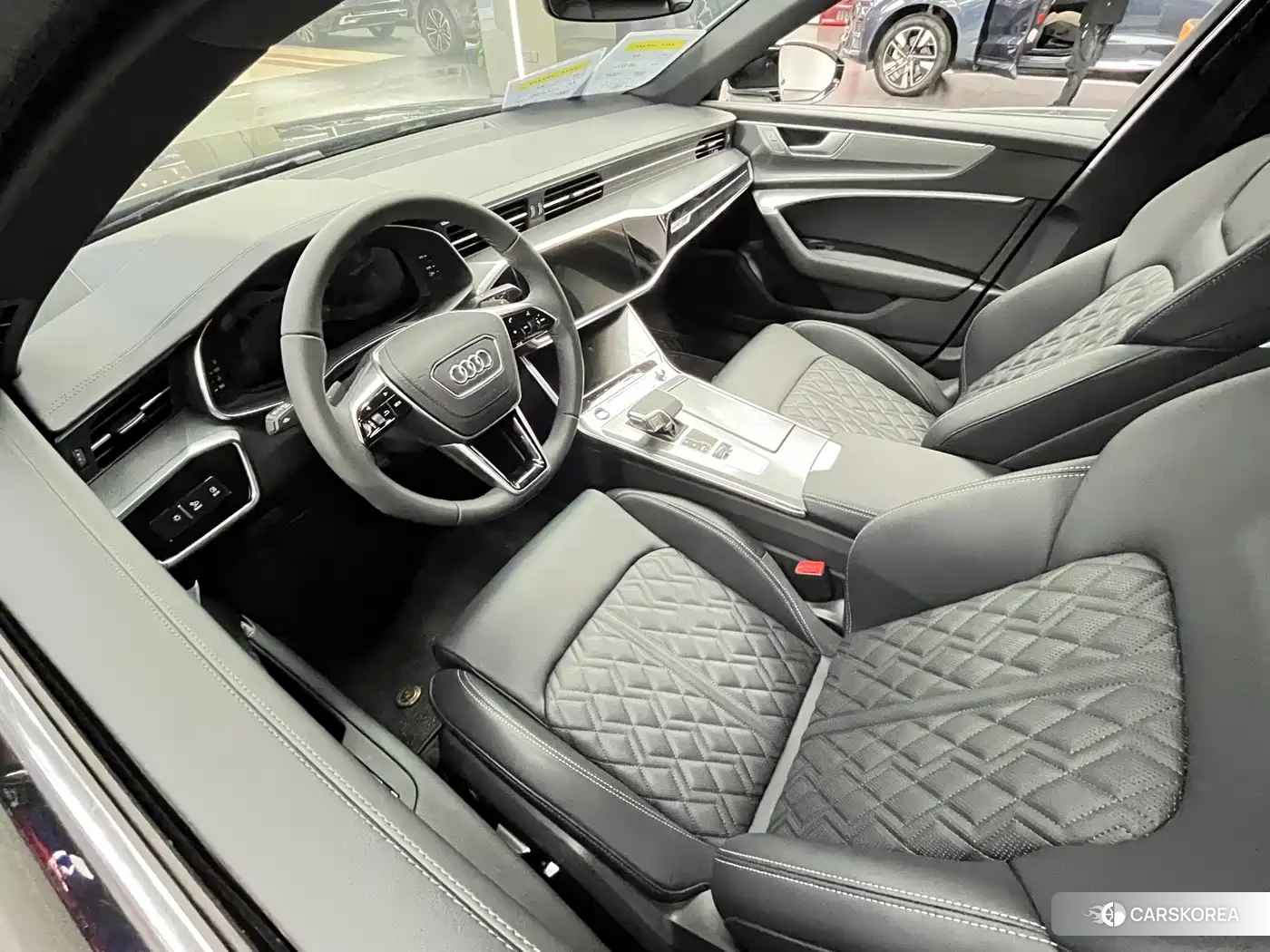 Audi A6L id 4622285 из Китая 7