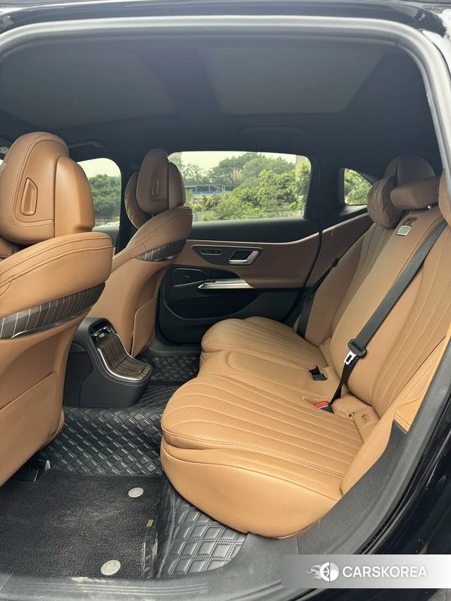 Mercedes-Benz E-class id 4334876 из Китая 17