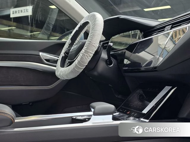 Audi e-tron id 4253714 из Китая 20