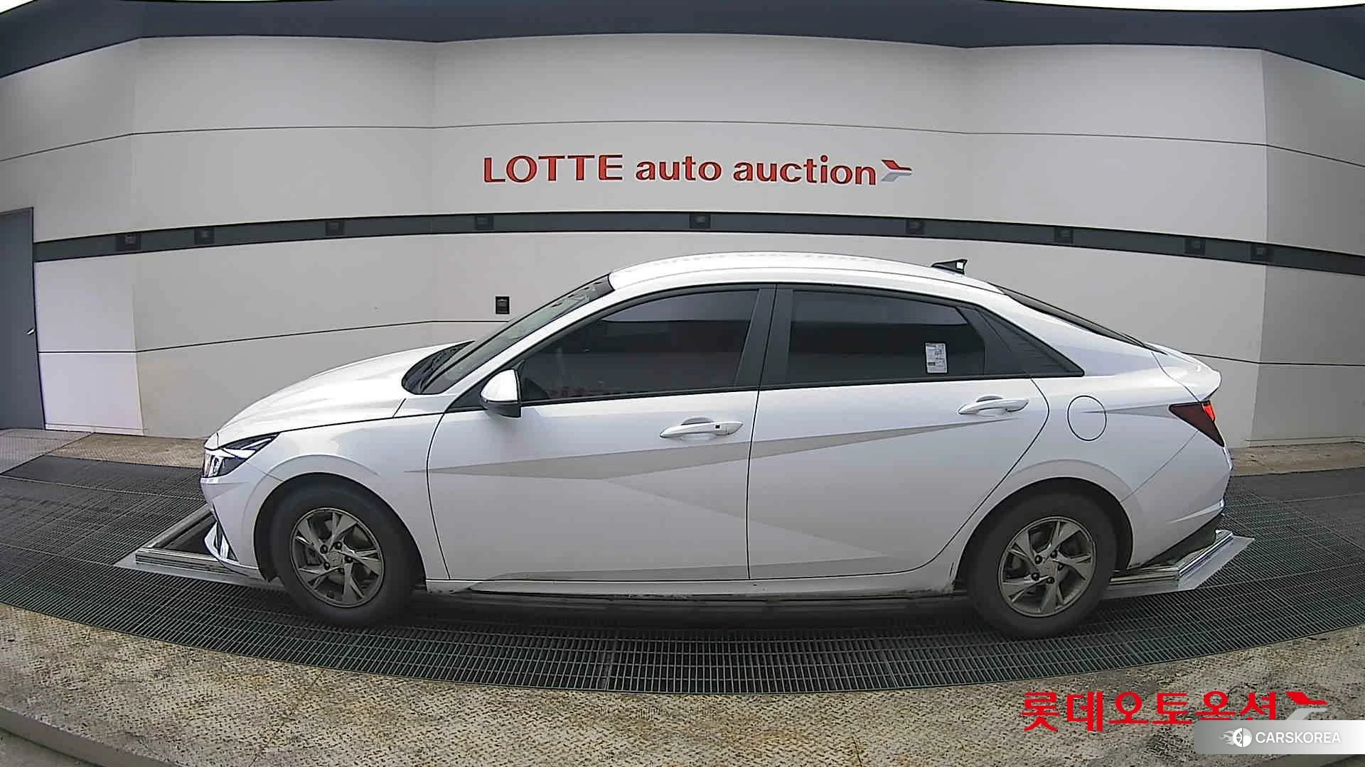 Hyundai Avante id 3869298 из Кореи 35