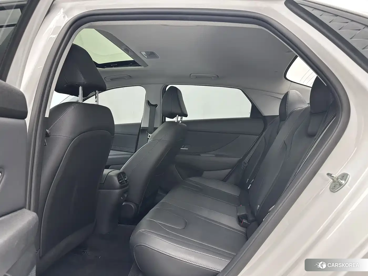 Hyundai Elantra id 4545595 из Китая 15