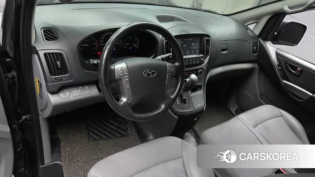 Hyundai The New Grand Starex id 4586894 из Кореи 17