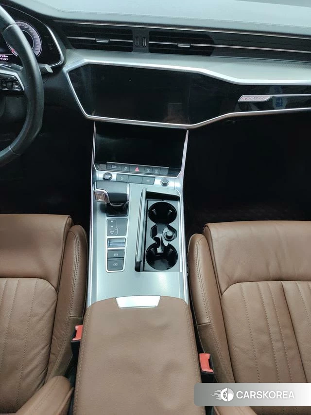 Audi A6L id 4260789 из Китая 12
